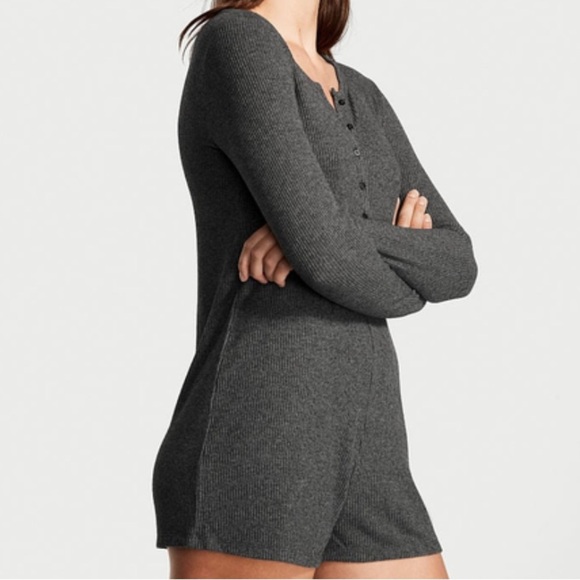 Victoria’s Secret Thermal Sexy Romper Pajama Long Sleeve  Gray Medium - Picture 1 of 3